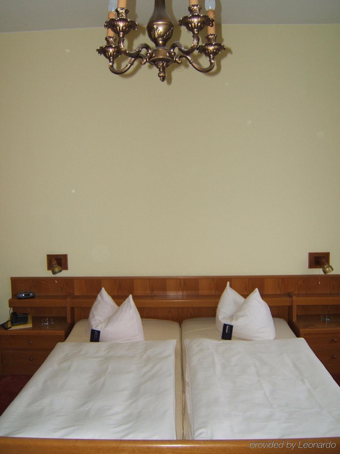 City Hotel Kaiserhof Offenbach am Main Room photo