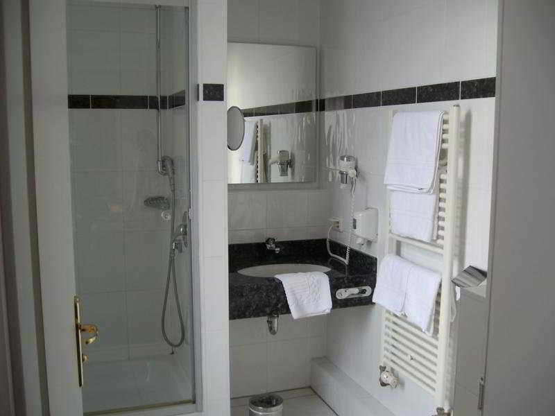 City Hotel Kaiserhof Offenbach am Main Room photo